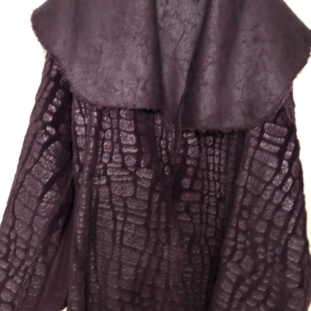 Faux shearling jacket - Picture 6 of 8